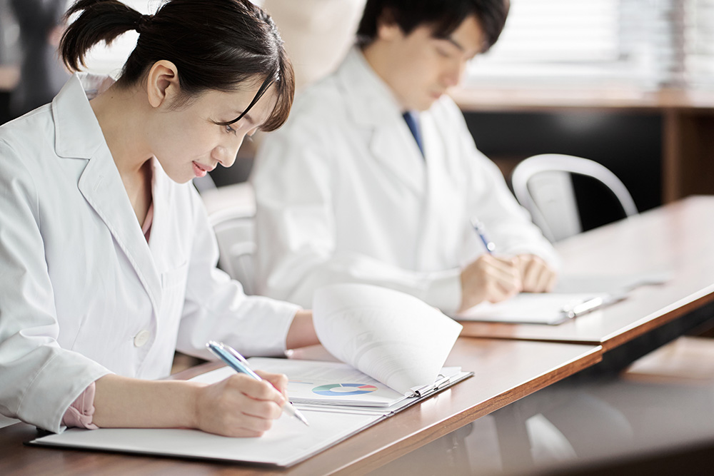 原因4：スタッフの採用・教育の問題